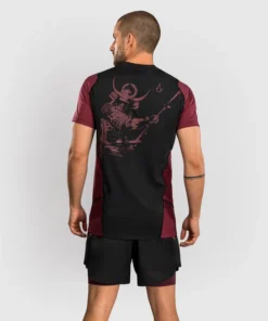 T-shirt Venum Assassin’s Creed Shadows Dry Tech Rouge-noir