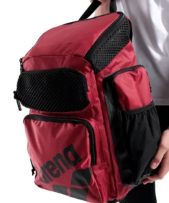 Mochila para viajes, deporte y natación arena One Go 45L – Carmesí