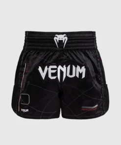 Short de Boxe Thaï Venum Tactical XT – Noir/Rouge Feu | Performance & Résistance