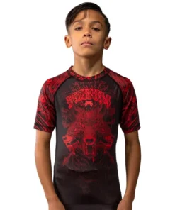 Rashguard enfant manches courtes Venum Wolf Atak – Noir/Rouge