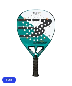 Pala de TEST Bullpadel Hack 04 2025 Paquito Navarro