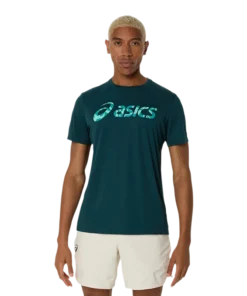 Camiseta Asics Match Seasonal Graphic Verde Saxon 2025