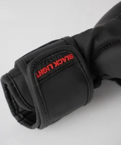 Guantes MMA Black Light Strike con Protección para el Pulgar