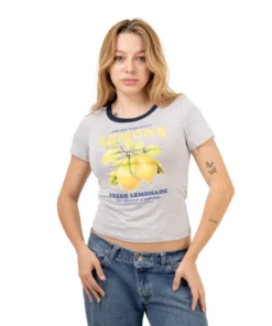 REMERA COMPLOT LEMONS GRI MUJER