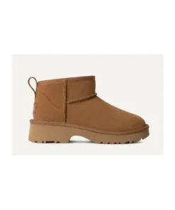 Botas UGG Classi Ultra Mini New Heights Para Niños